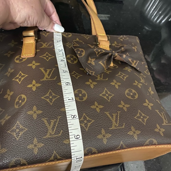 Louis Vuitton tote - Picture 10 of 16